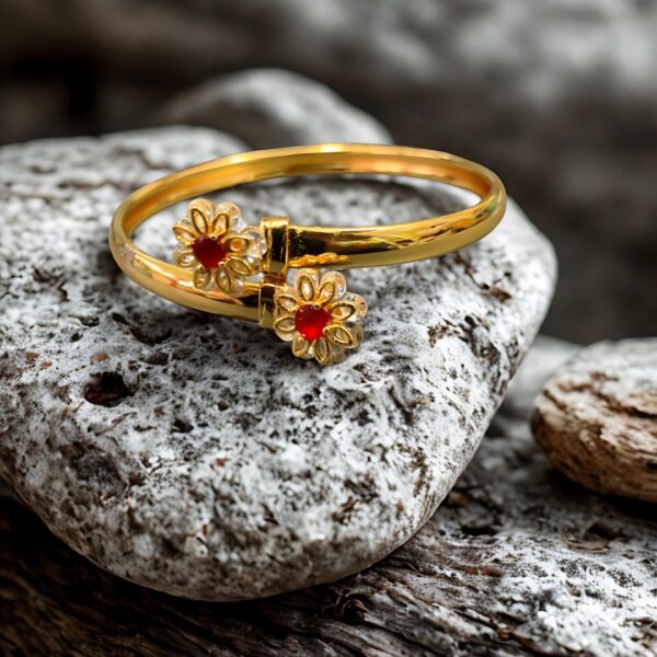 Beautifull Handmade Flower Red Stones Handcuff Made By China Gold 1K